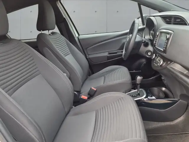 Toyota Yaris view 10