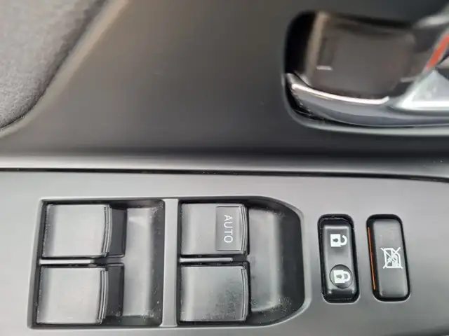 Toyota Yaris view 26