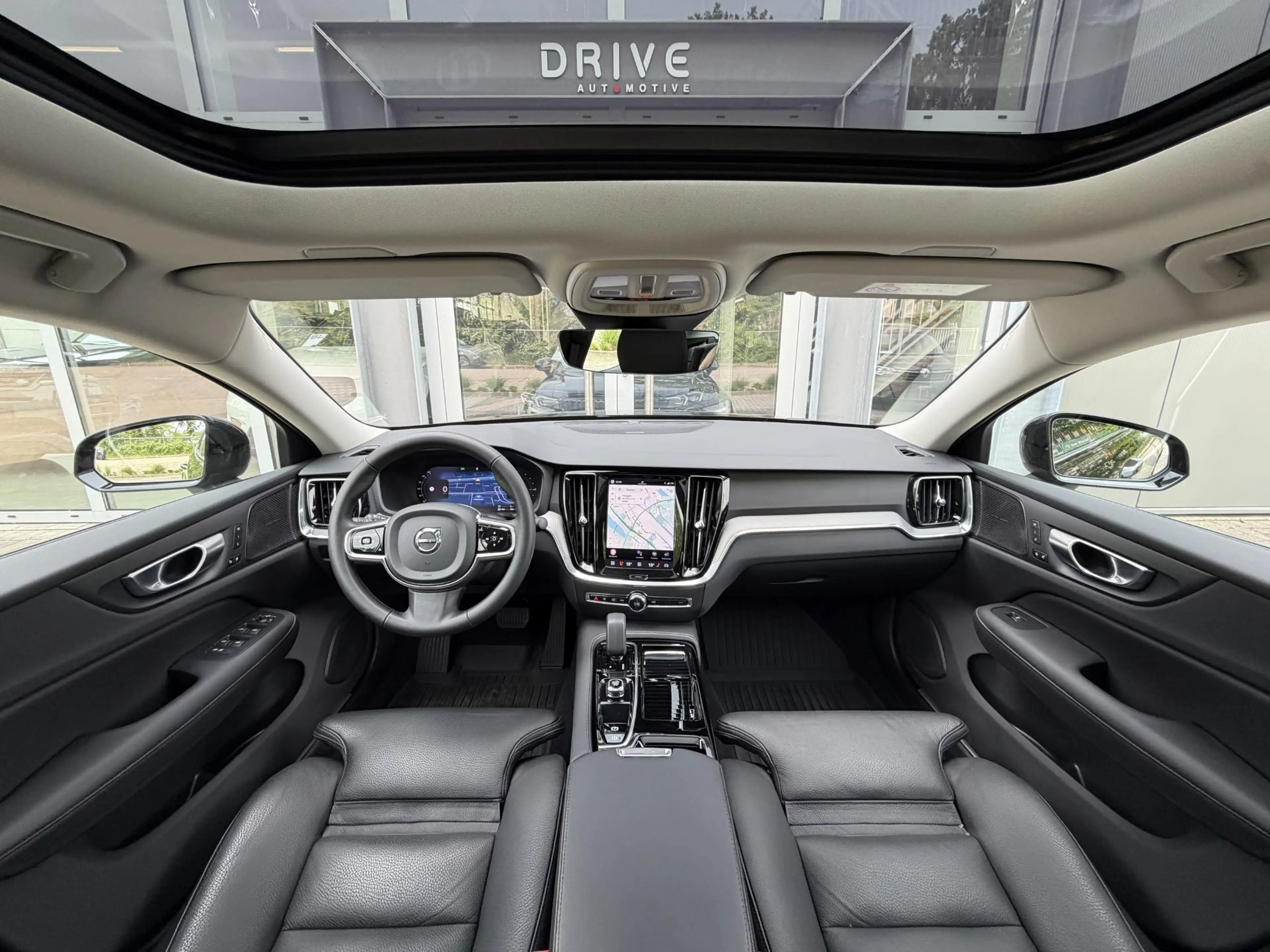 Volvo S60 2.0 Recharge T8 AWD 455PK Plus Bright |Schuif/kant — photo 11