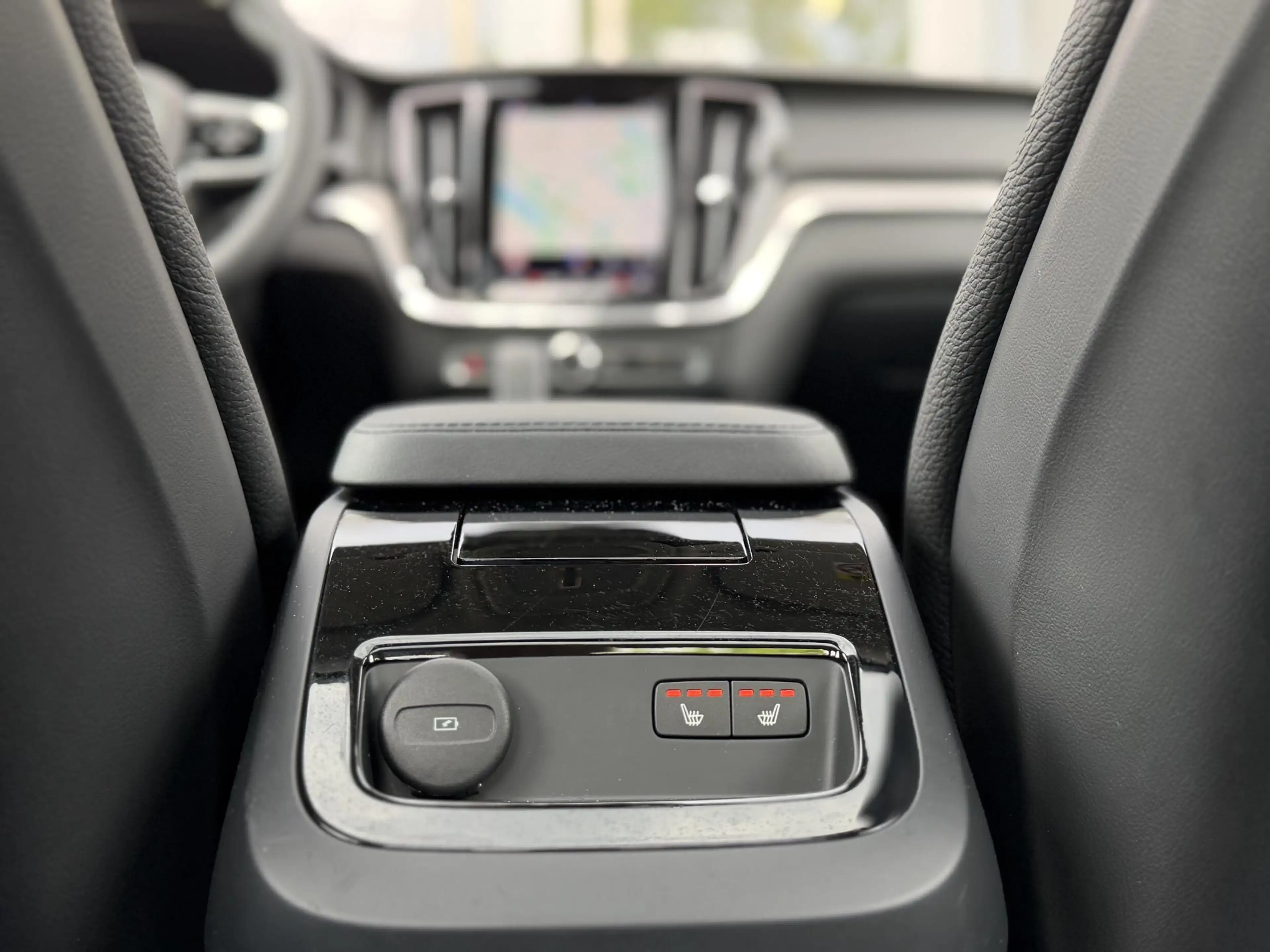 Volvo S60 2.0 Recharge T8 AWD 455PK Plus Bright |Schuif/kant — photo 19