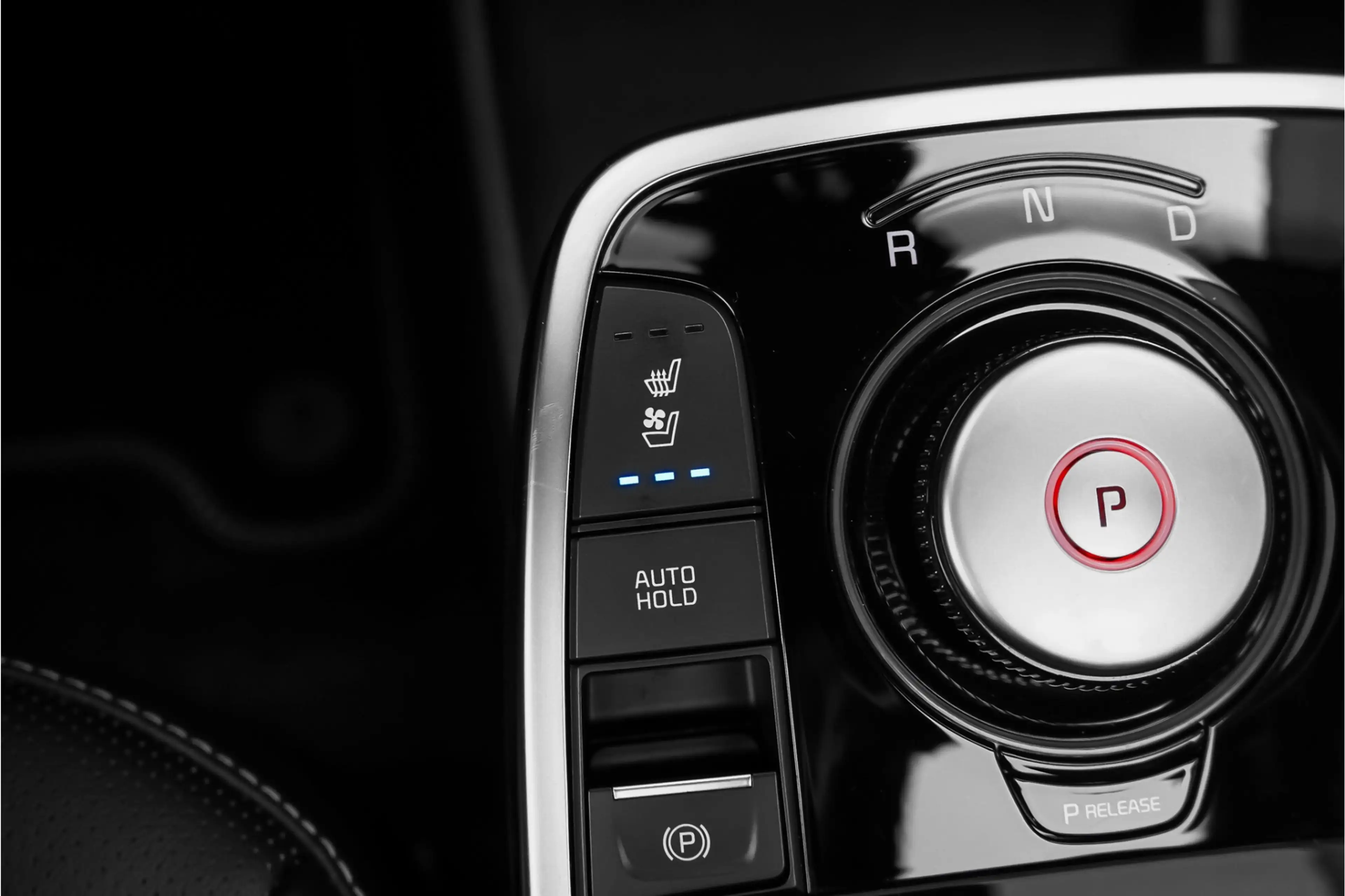 Kia e-Niro DynamicPlusLine 64 kWh Pano Leder ACC Stoelventila — photo 33