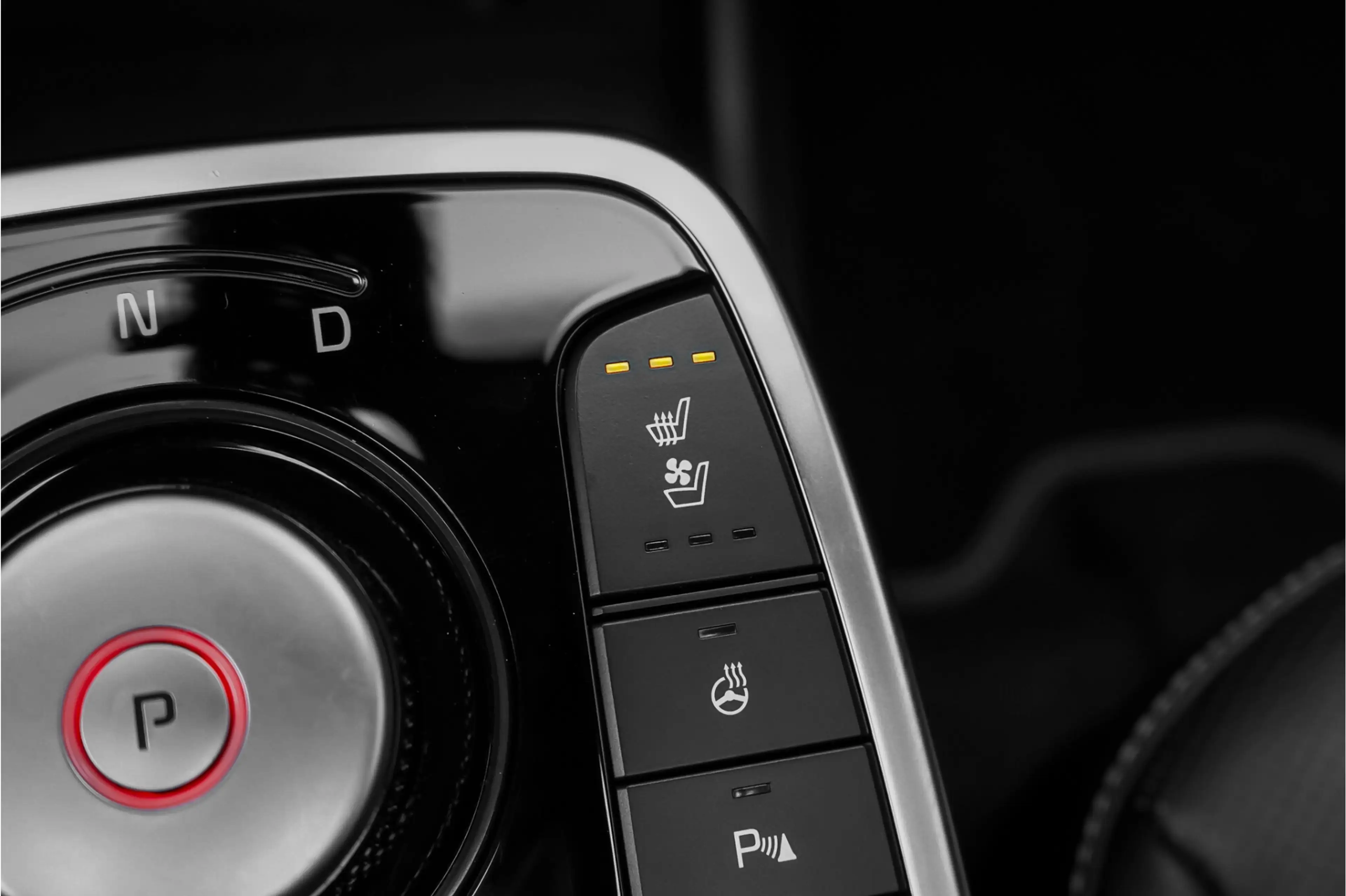 Kia e-Niro DynamicPlusLine 64 kWh Pano Leder ACC Stoelventila — photo 34