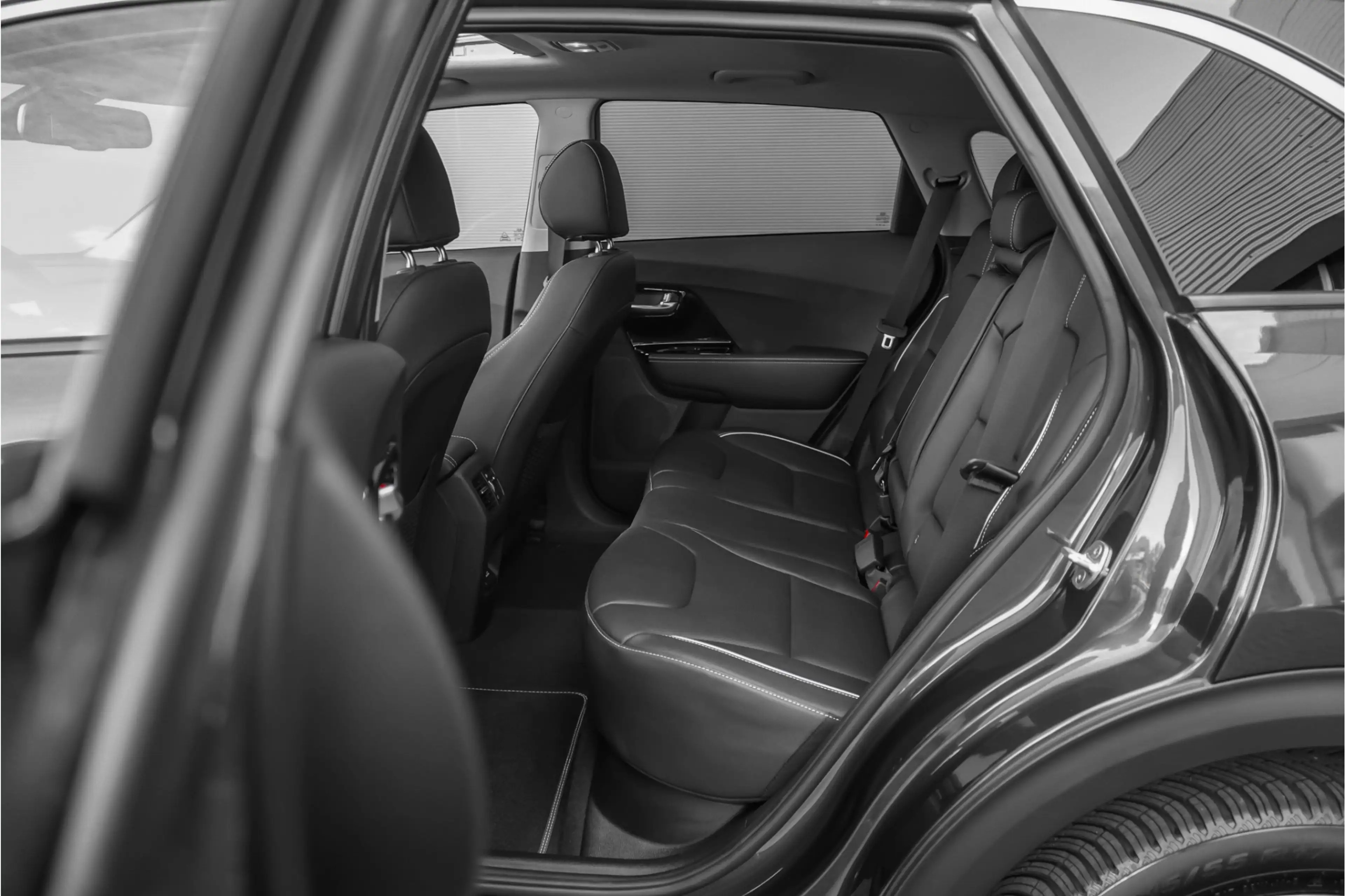 Kia e-Niro DynamicPlusLine 64 kWh Pano Leder ACC Stoelventila — photo 6