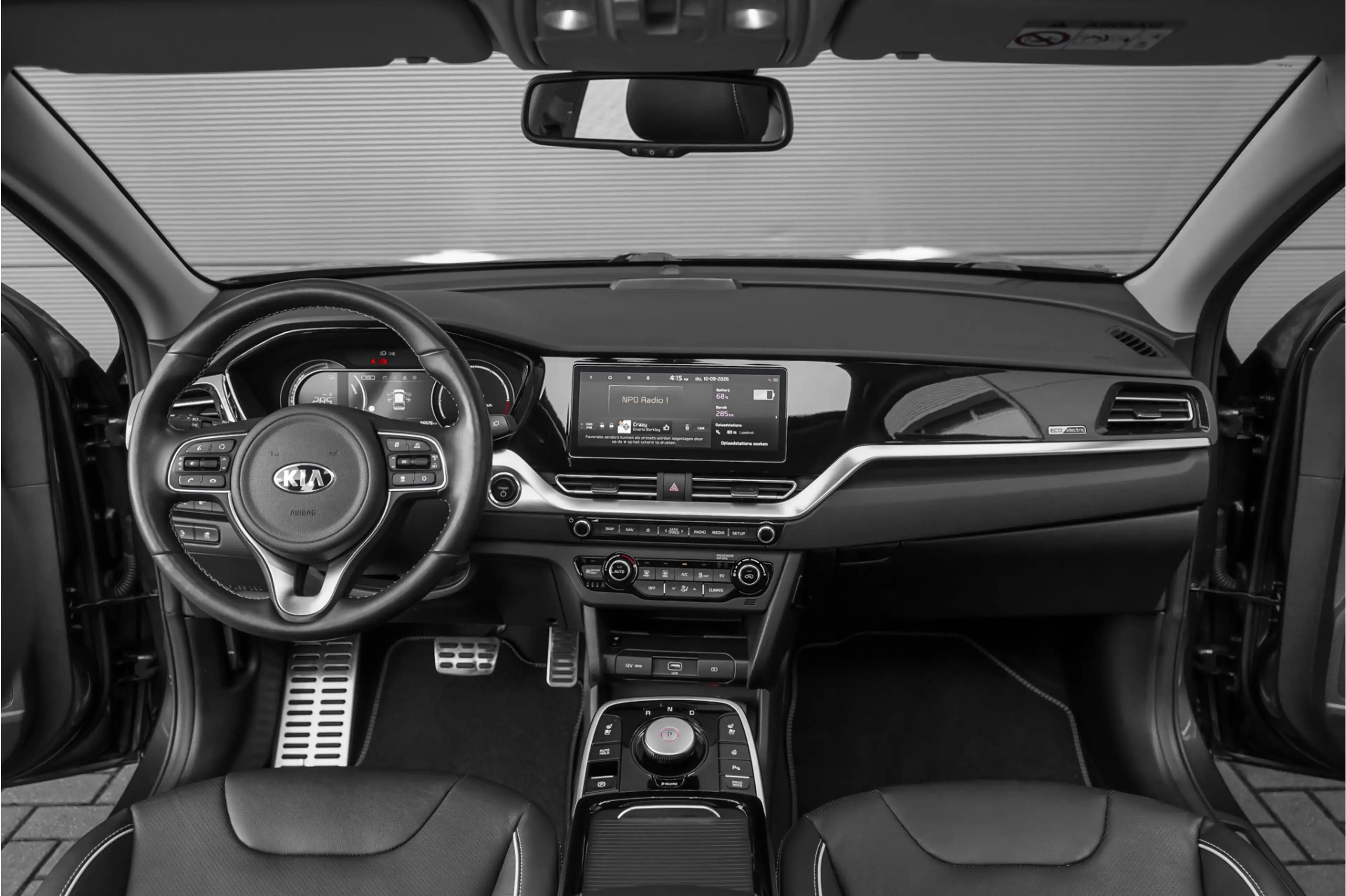 Kia e-Niro DynamicPlusLine 64 kWh Pano Leder ACC Stoelventila — photo 2