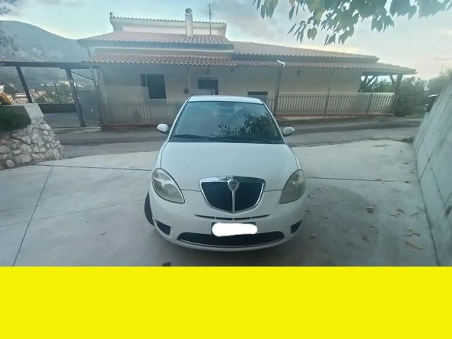 Lancia Ypsilon - 1