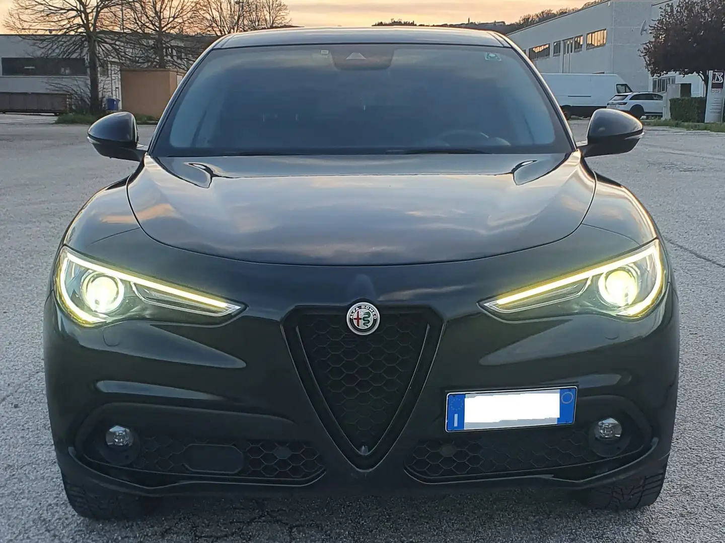 Alfa Romeo Stelvio Stelvio 2.2 t Business Q4 190cv auto my19 Nero - 1