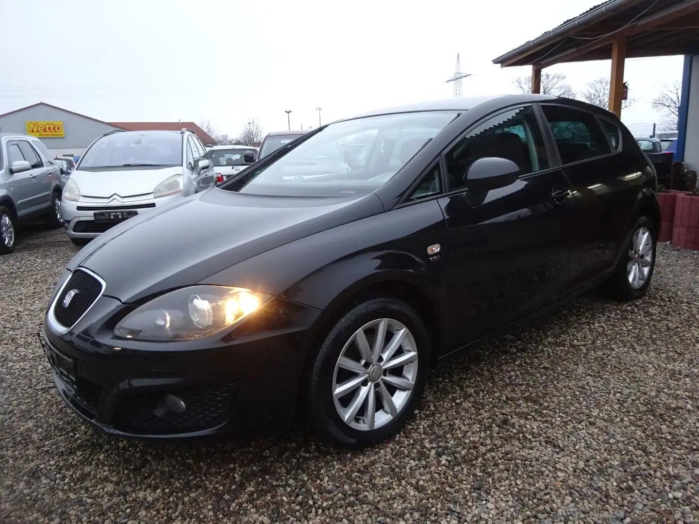 SEAT Leon 1.4 TSI 92Kw Style Copa Schwarz - 1