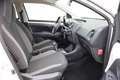 Toyota Aygo 1.0 VVT-i 72pk x-fun | Airco | Bluetooth Wit - thumbnail 15