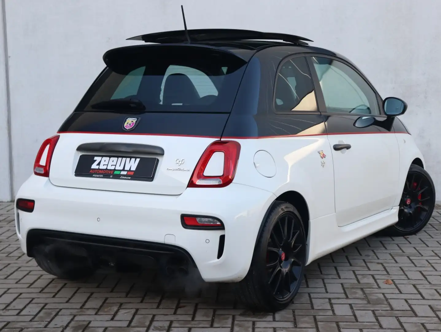 Abarth 500 595 1.4 T-Jet 180 PK Competizione | Sabelt | Pano Wit - 2