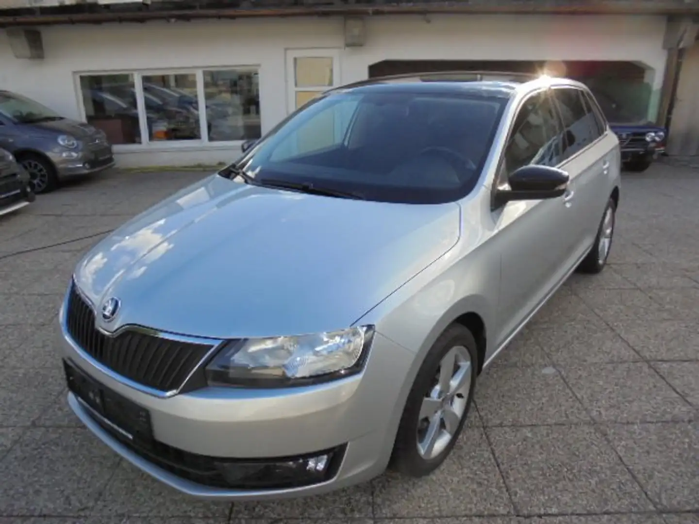 Skoda Rapid/Spaceback Rapid Spaceback 1,2 TSI Sport Gris - 1