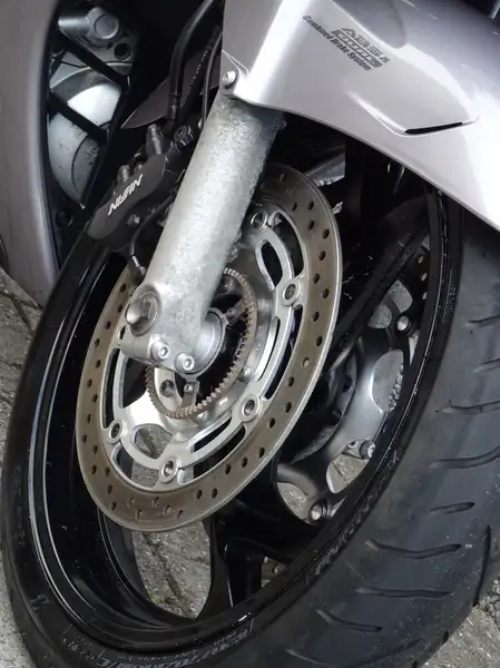 Honda ST 1300 - foto 5