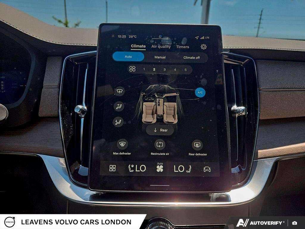 2026 Volvo XC90 PLUS BRIGHT THEME thumb 24