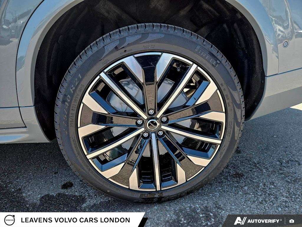 2026 Volvo XC90 PLUS BRIGHT THEME thumb 8