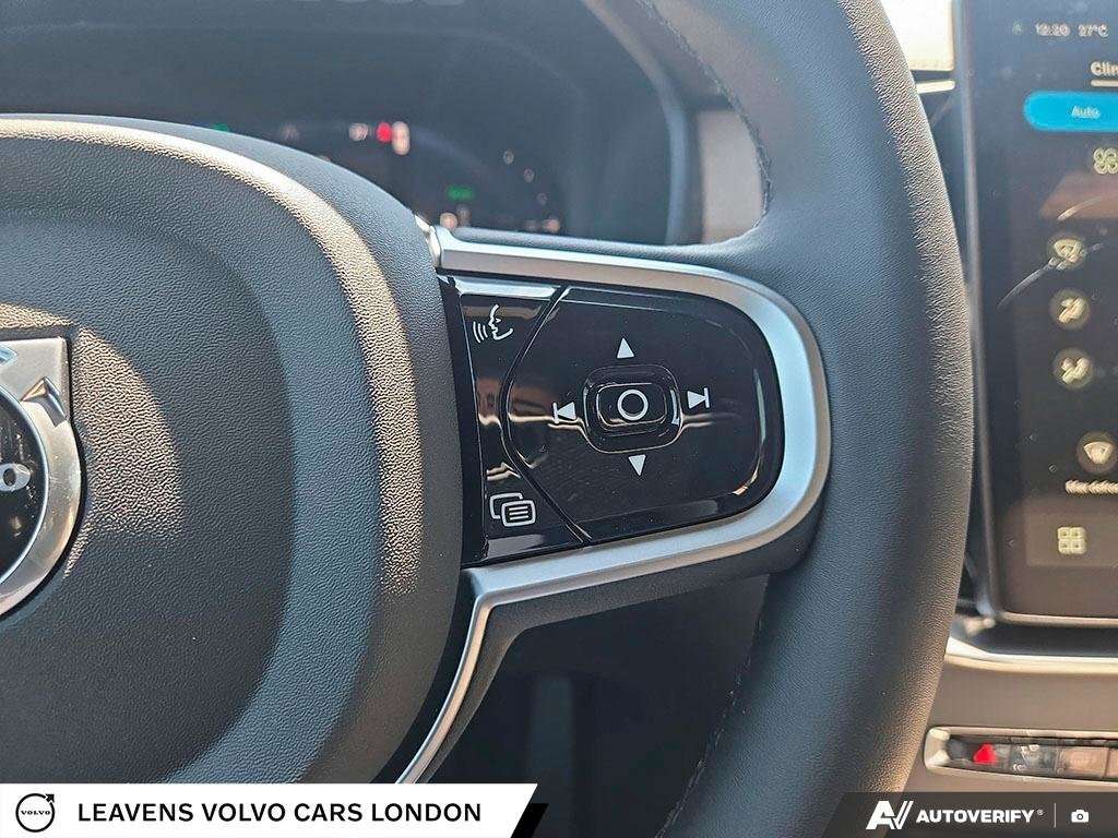 2026 Volvo XC90 PLUS BRIGHT THEME thumb 17