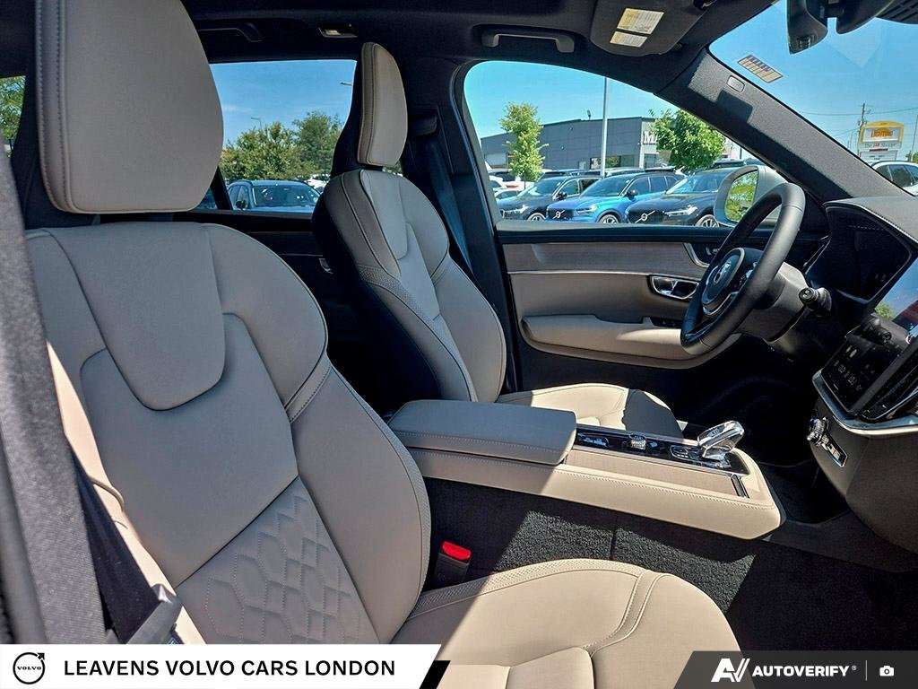 2026 Volvo XC90 PLUS BRIGHT THEME thumb 27