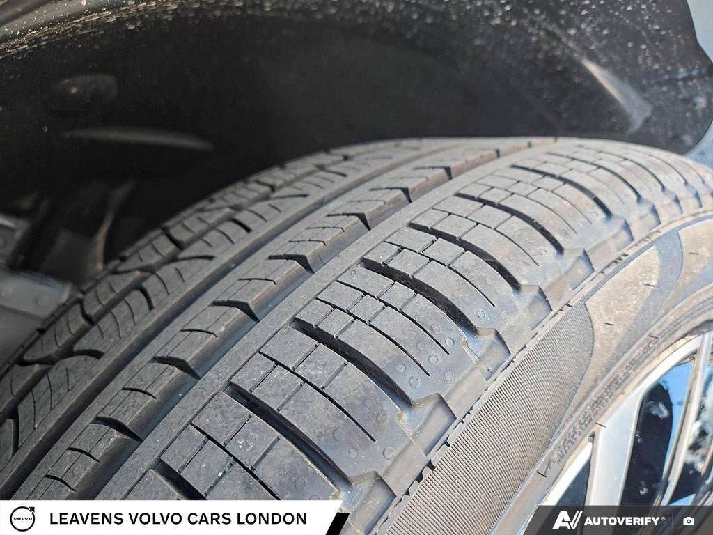 2026 Volvo XC90 PLUS BRIGHT THEME thumb 9