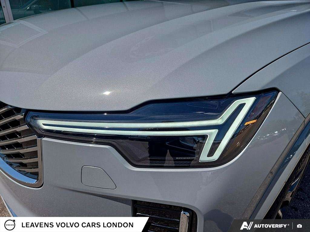 2026 Volvo XC90 PLUS BRIGHT THEME thumb 11