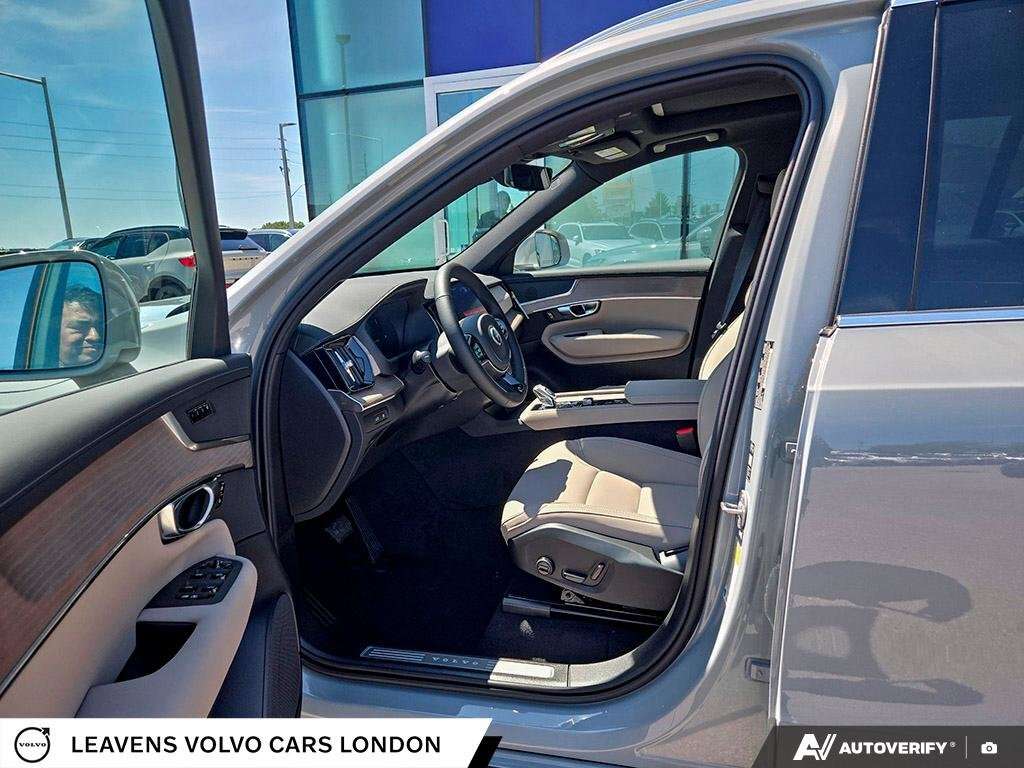 2026 Volvo XC90 PLUS BRIGHT THEME thumb 13