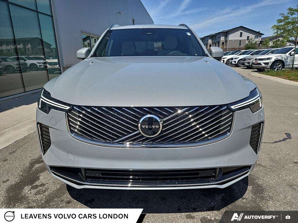 2026 Volvo XC90 PLUS BRIGHT THEME thumb 6