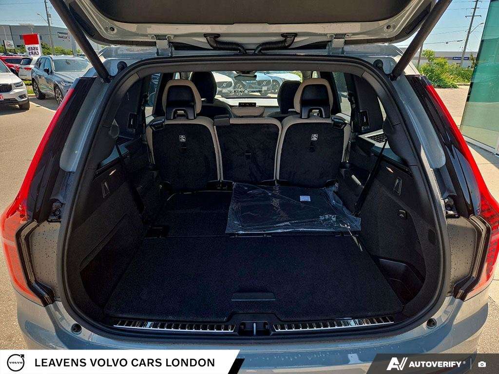 2026 Volvo XC90 PLUS BRIGHT THEME thumb 12