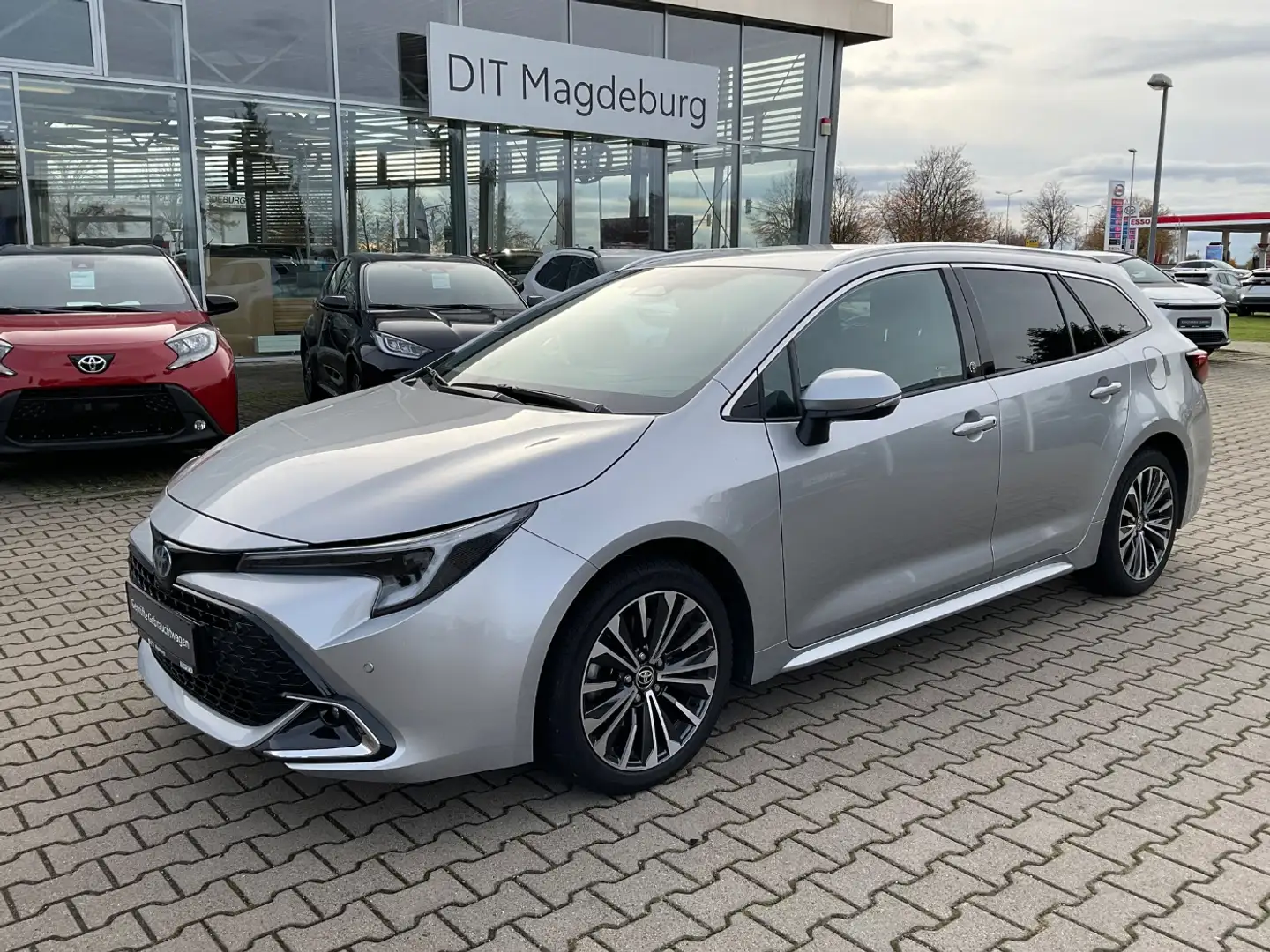 Toyota Corolla TS 2.0 Team D ACC+LED+Navi+SHZ+2xKlima Argent - 2