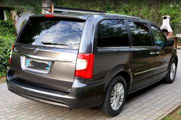 Voyager 2.8L Platinum 177cv(178) auto E5