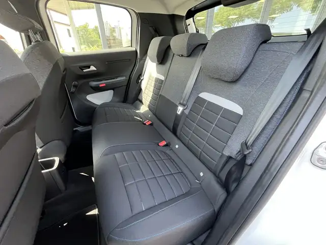 Citroen C3 view 11