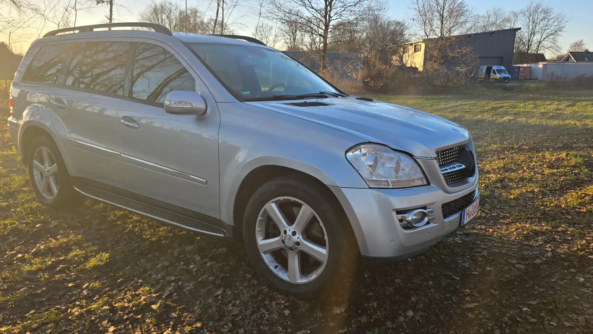 Mercedes-Benz GL 420 GL 420 CDI DPF 4Matic 7G-TRONIC Silber - 1