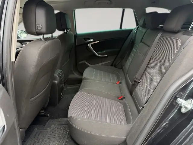 Opel Insignia view 13