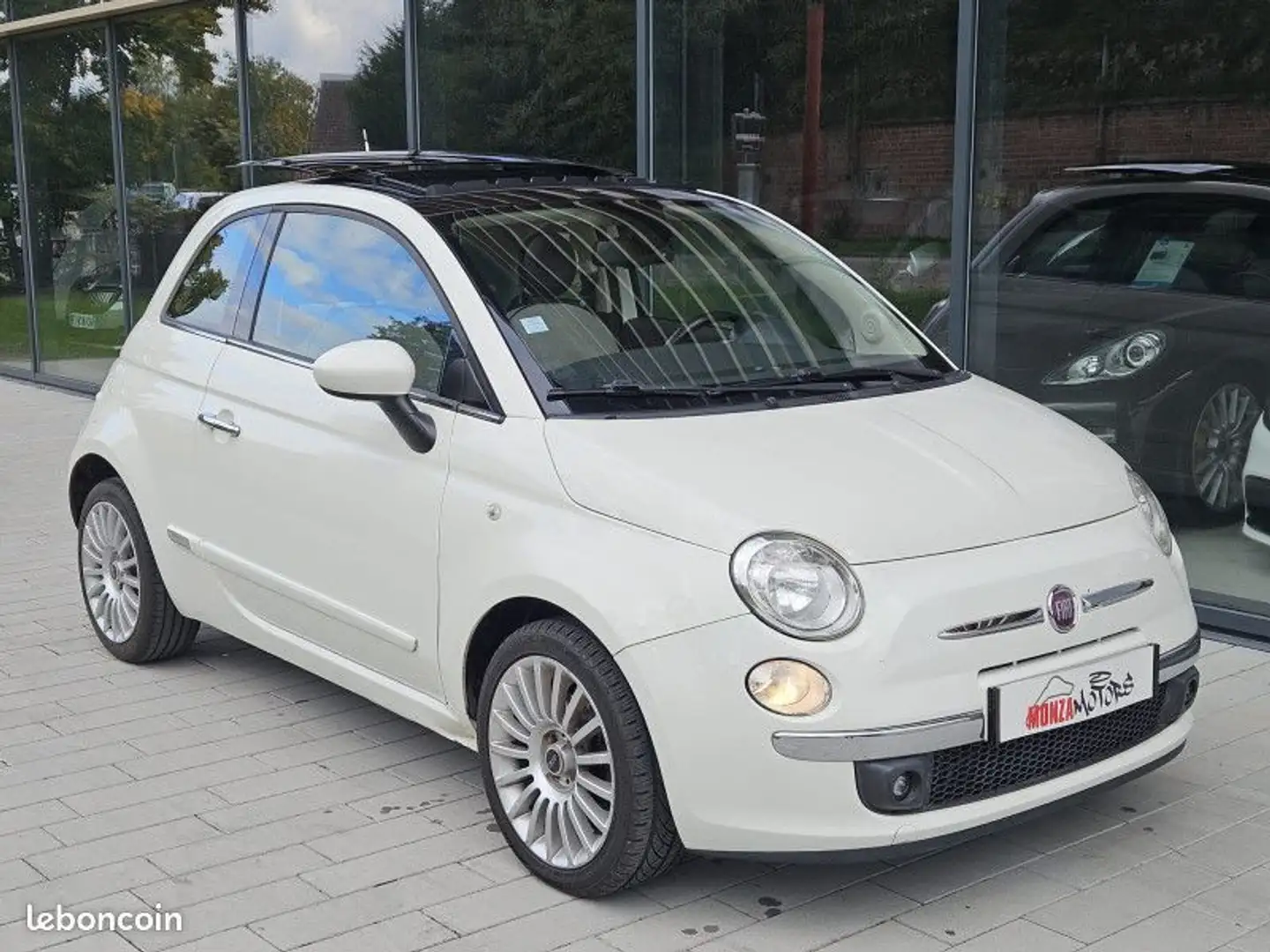 Fiat 500 1.3 MULTIJET 16V 95CH DPF S&S LOUNGE Blanc - 2