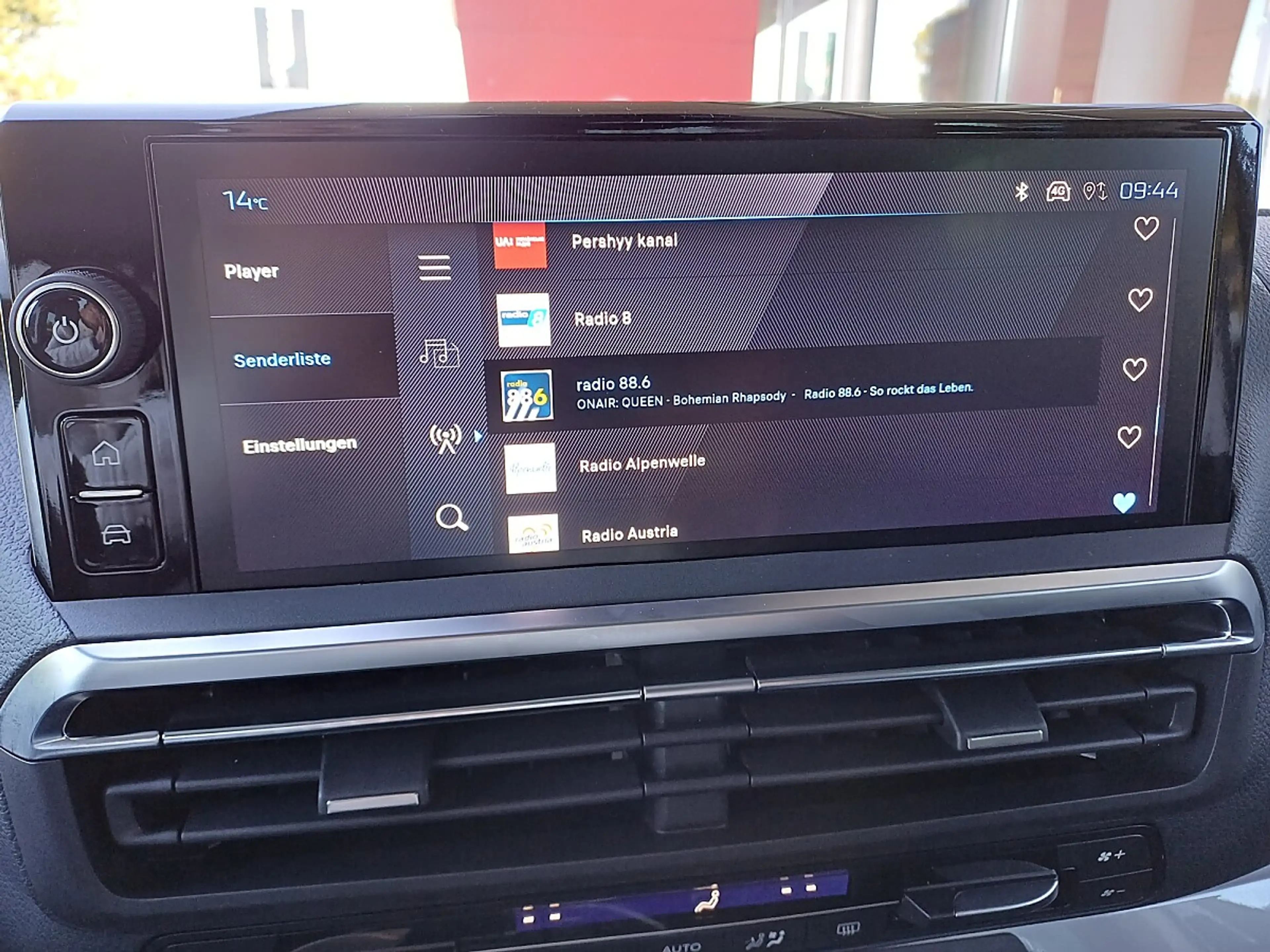 Peugeot Traveller Premium BlueHDi 180 Standard EAT8 — photo 11
