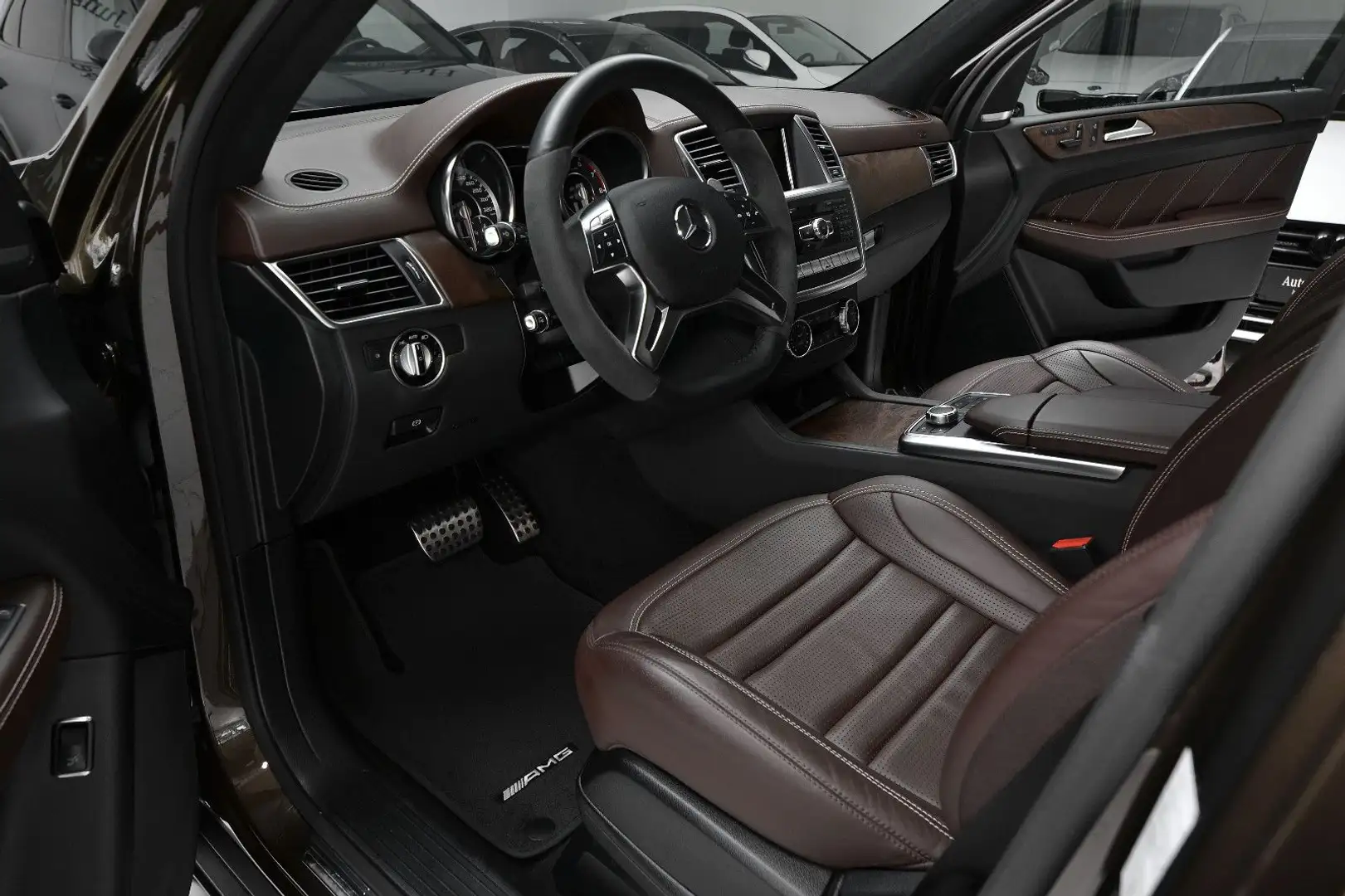 Mercedes-Benz ML 63 AMG *100% DEUTSCH* 2 Hand* MB Historie* Brązowy - 2
