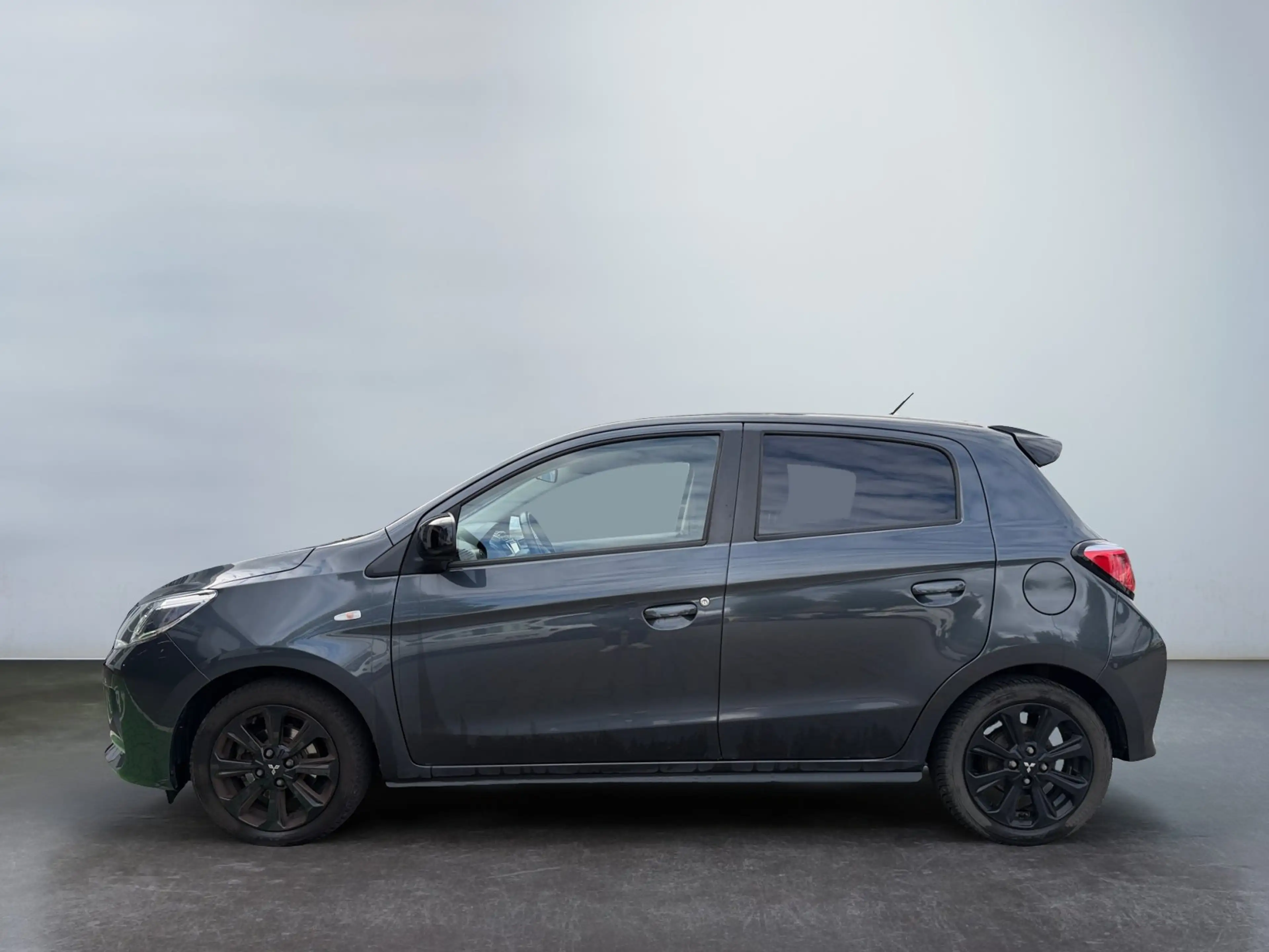 Mitsubishi Space Star Select+ Black 1.2 MIVEC CVT Tempomat — photo 3