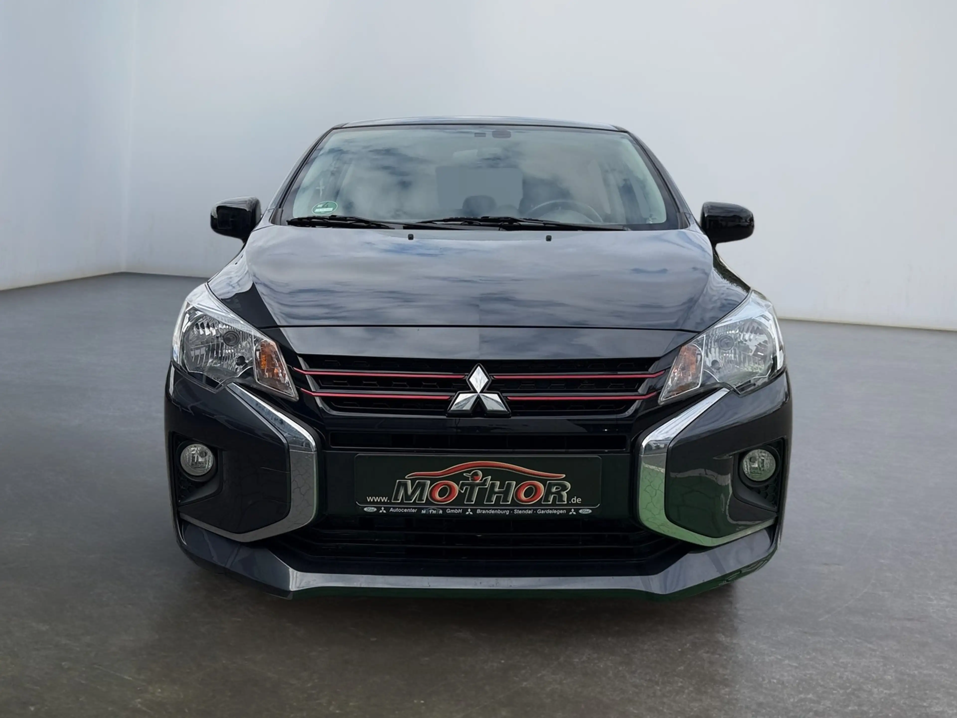 Mitsubishi Space Star Select+ Black 1.2 MIVEC CVT Tempomat — photo 6