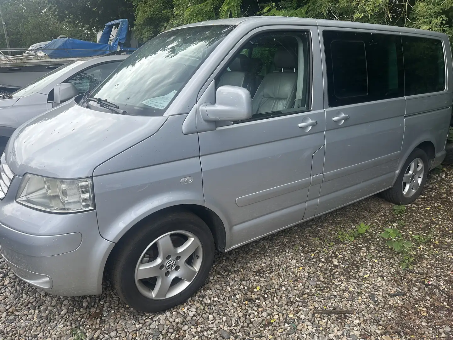 Volkswagen T5 Multivan Highline 2,5TDI 174 PS STANDHEIZUNG NAVI KLIMA ALU Argintiu - 1