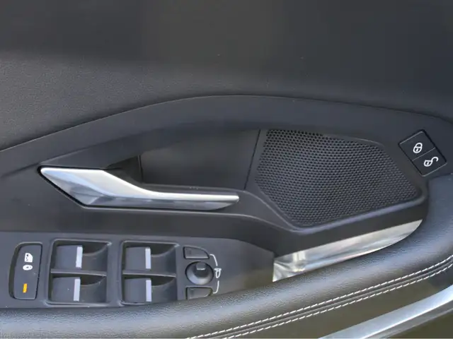 Jaguar E-Pace view 11