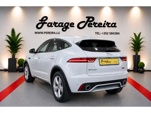 Jaguar E-Pace view 4
