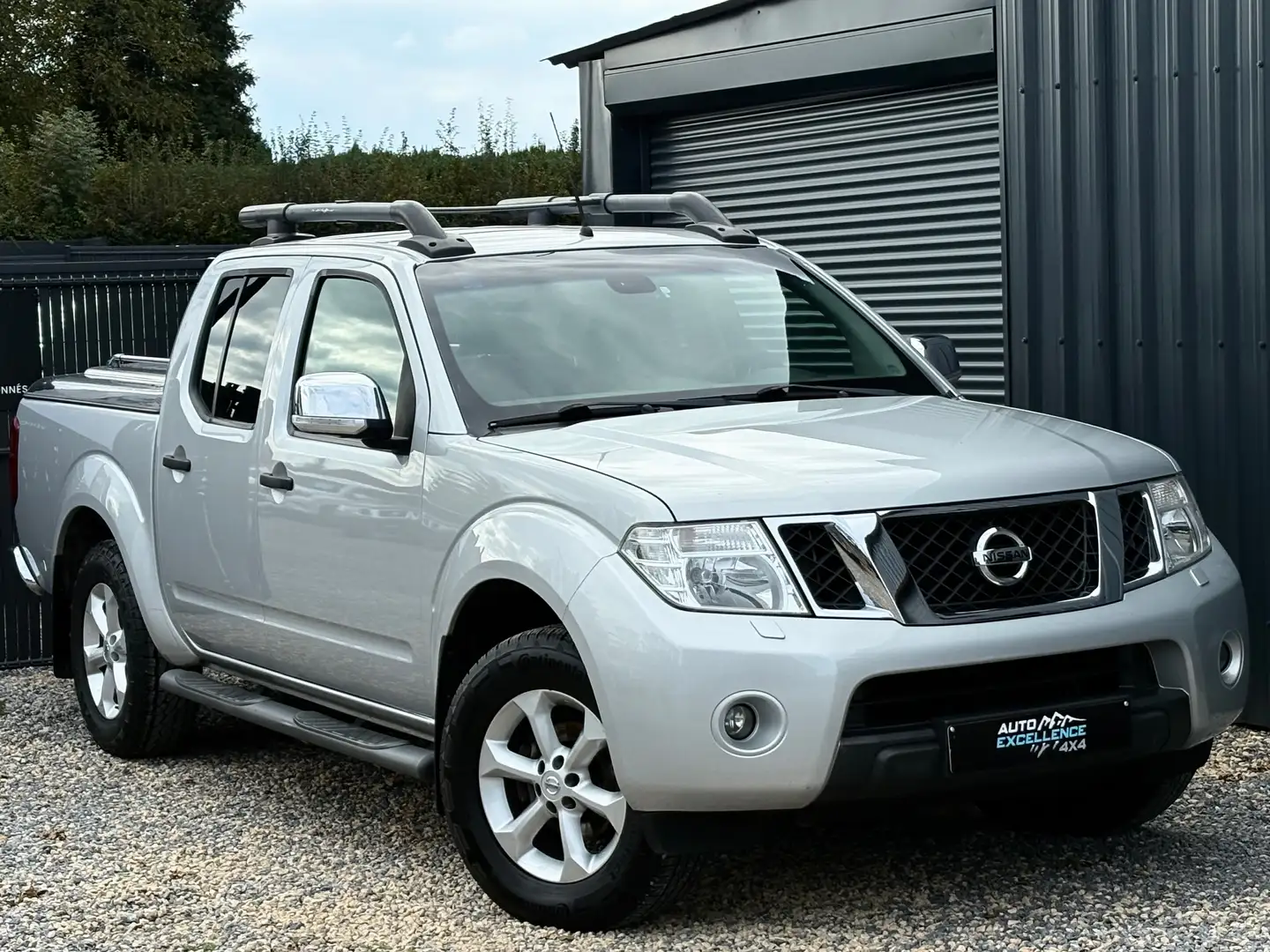 Nissan Navara 2.5 dCi 4x4 190cv/ GPS/ Garantie Argent - 1