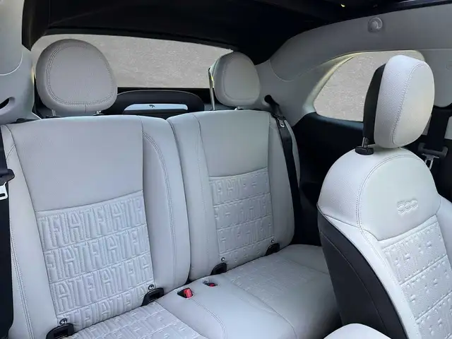 Fiat 500e view 8