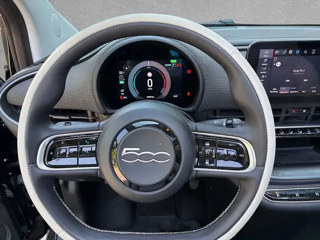 Fiat 500e view 14