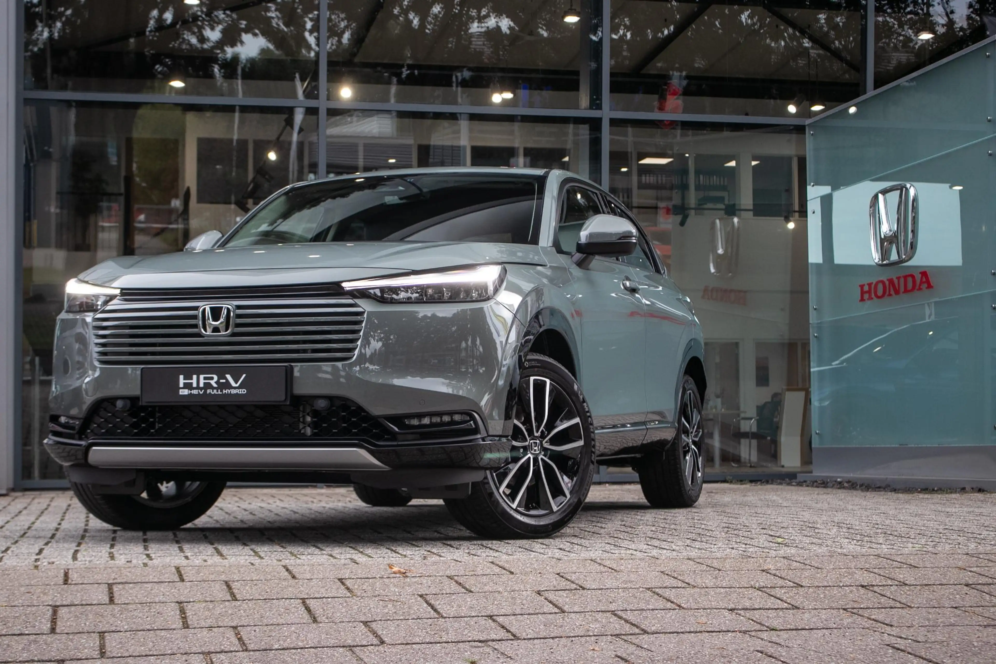 Honda HR-V 1.5 e:HEV Advance — photo 14