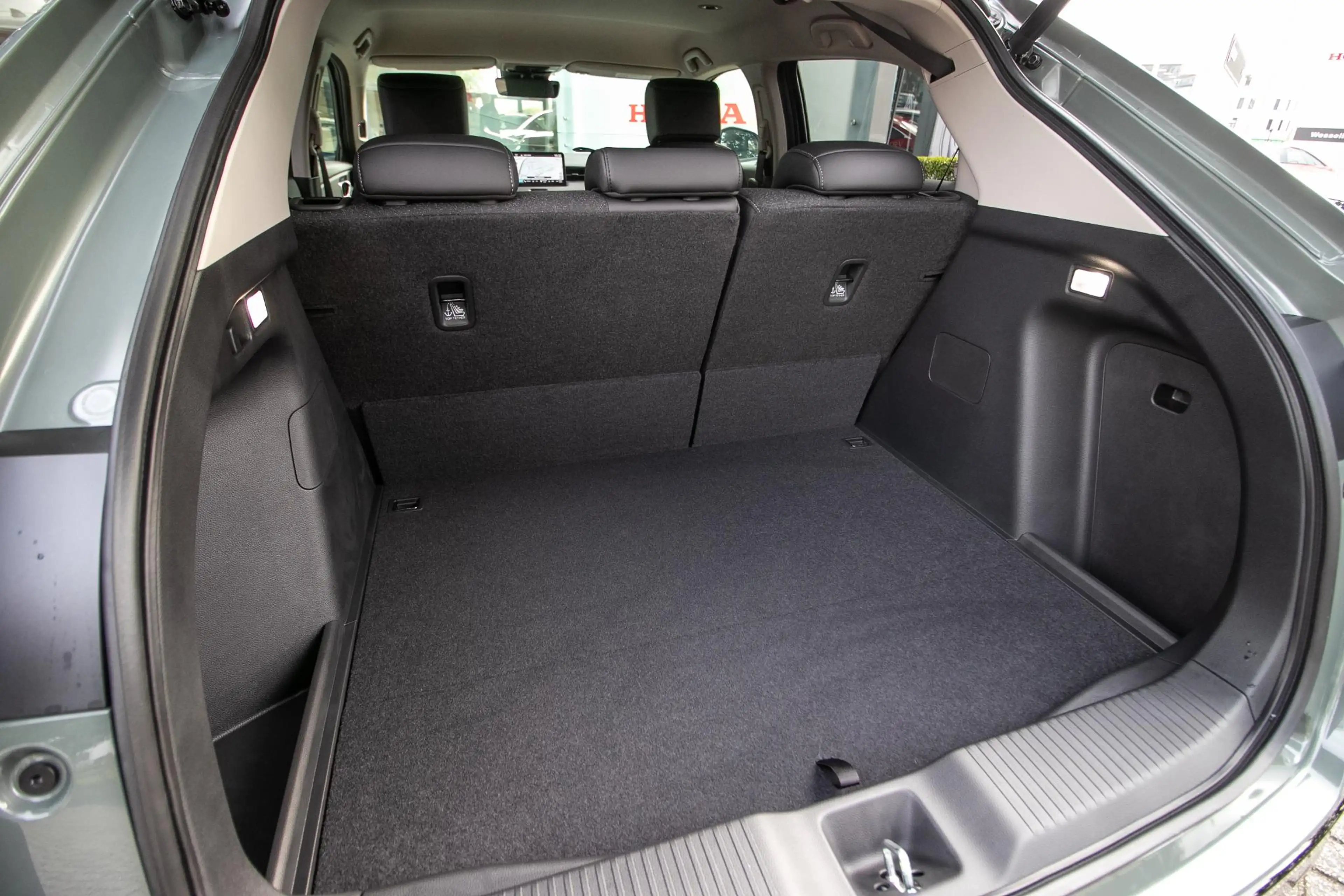 Honda HR-V 1.5 e:HEV Advance — photo 10