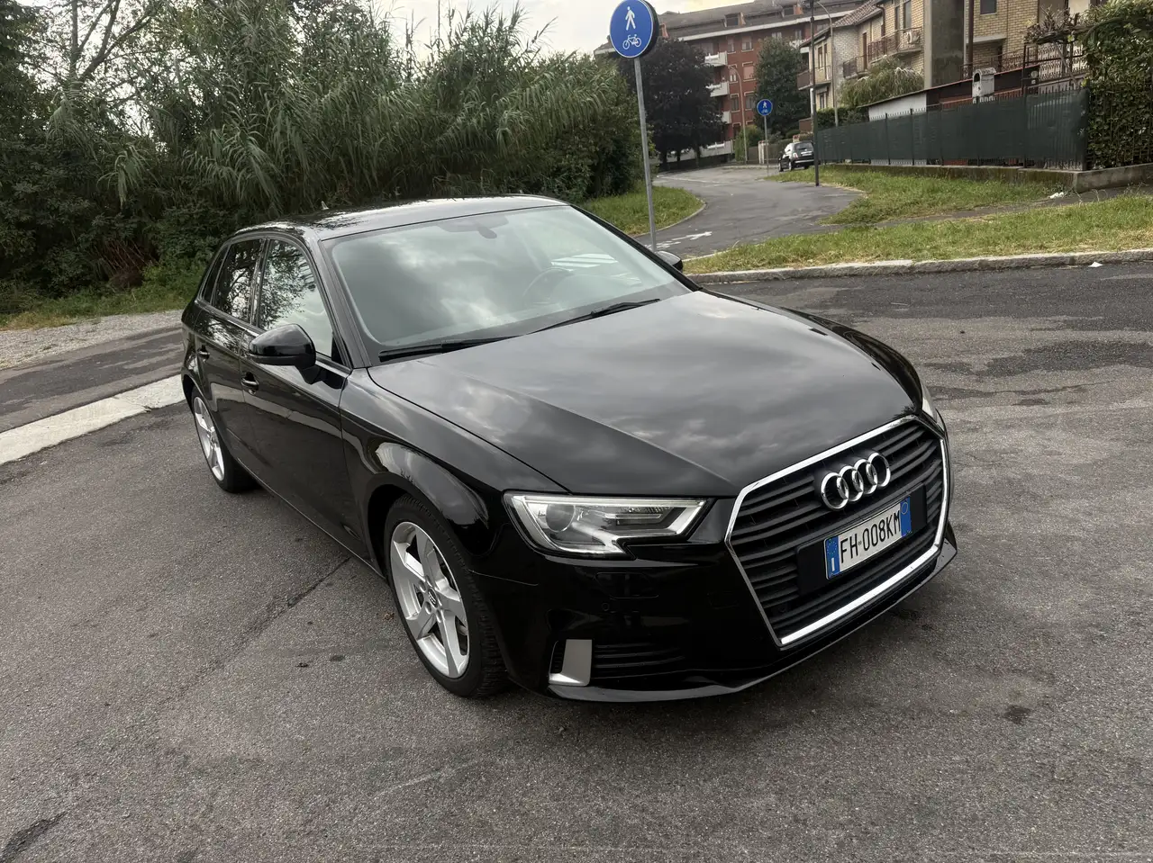 Audi A3 5p 1.9 tdi Attraction 110cv auto — photo 1 of 12