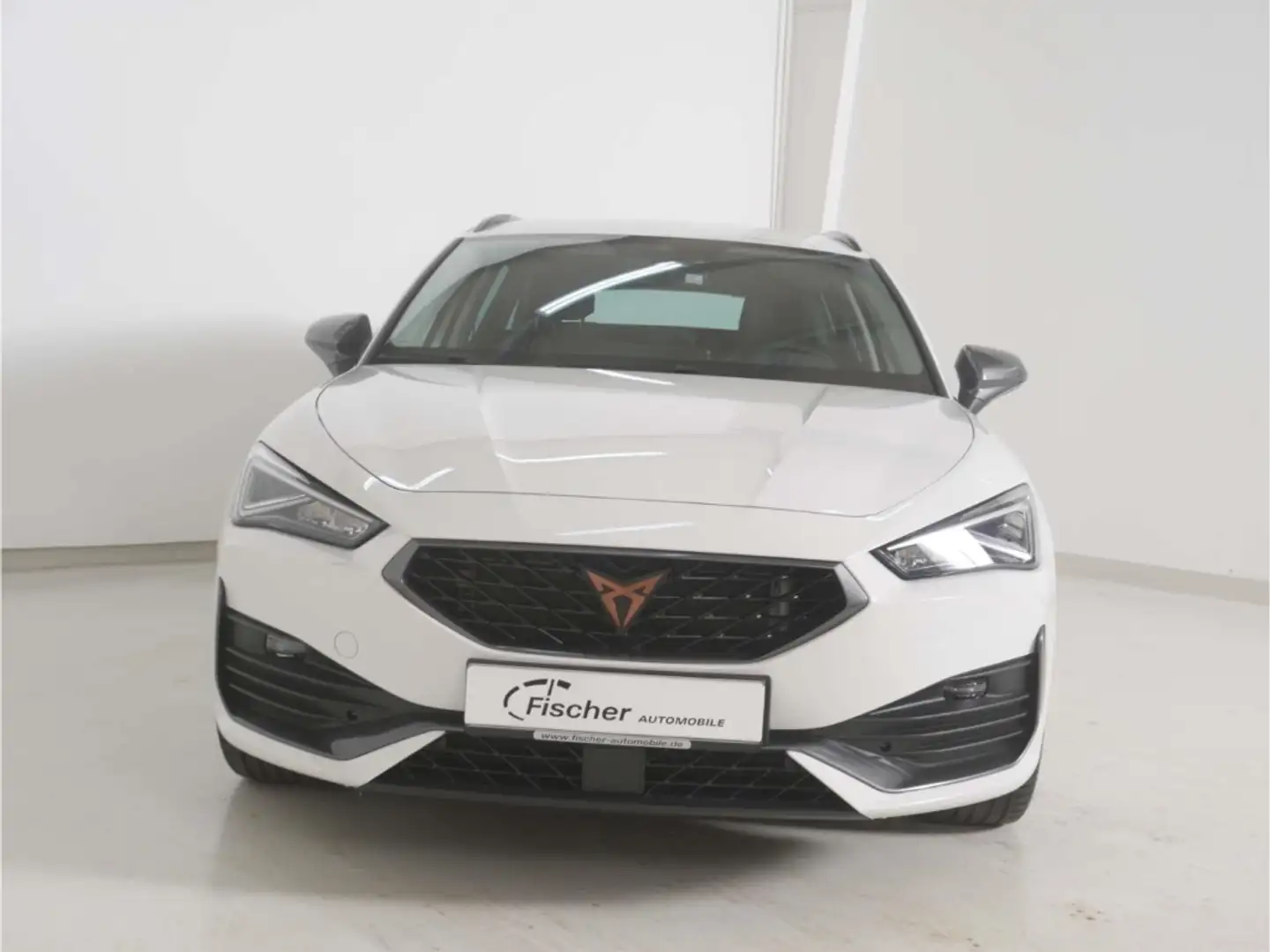 CUPRA Leon Sportstourer 2.0 TSI Weiß - 2