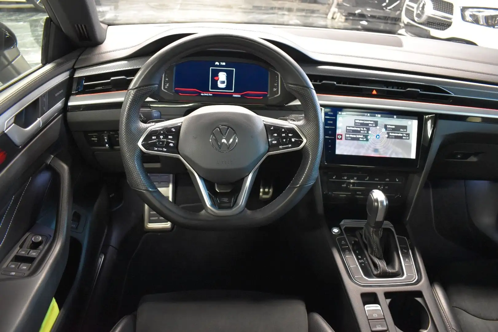 Volkswagen Arteon 2.0 TDI R-LINE 4M*PANO*IQ-LIGHT*KAMERA* Gris - 2