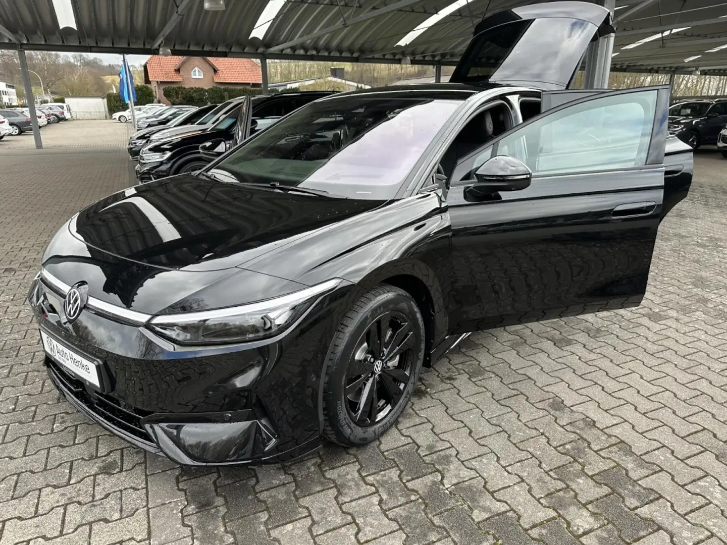 Volkswagen ID.7 Pro 210 kW (286 PS) 77 kWh 1-Gang-Automatik Klima Schwarz - 2