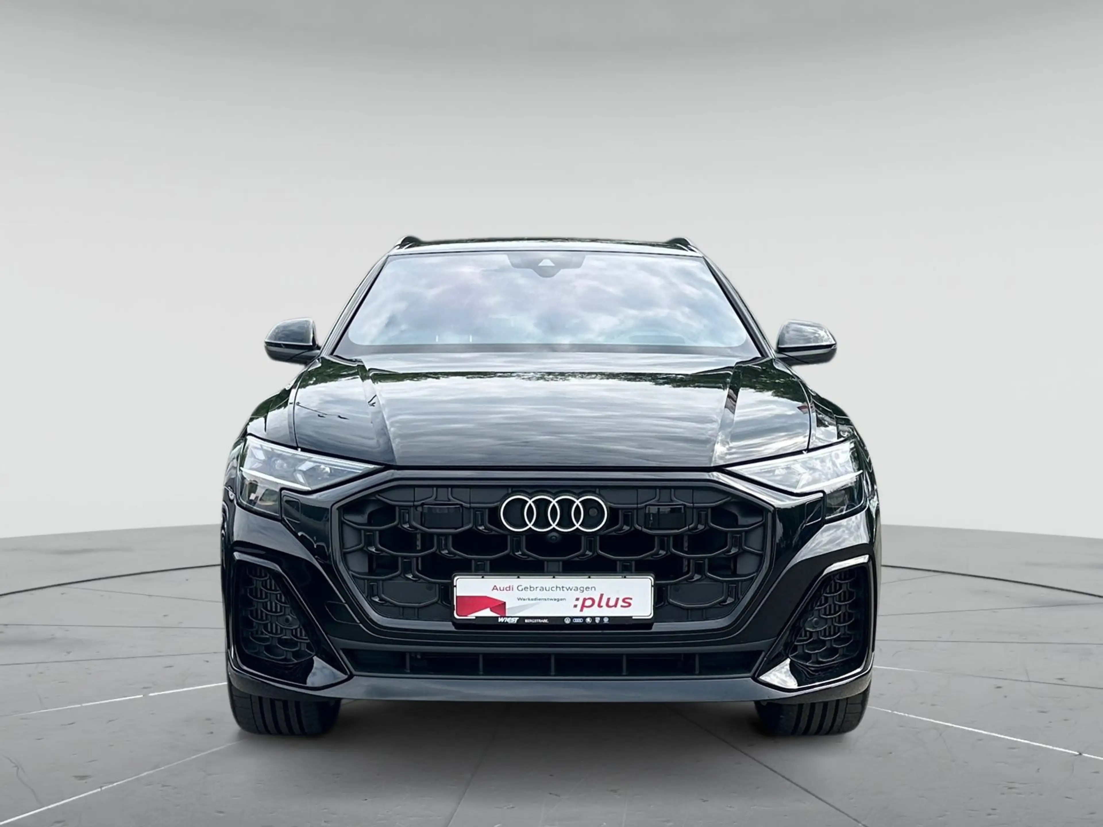Audi SQ8 SUV TFSI tiptr. HUD HD-Matrix Laser Nachtsic — photo 3