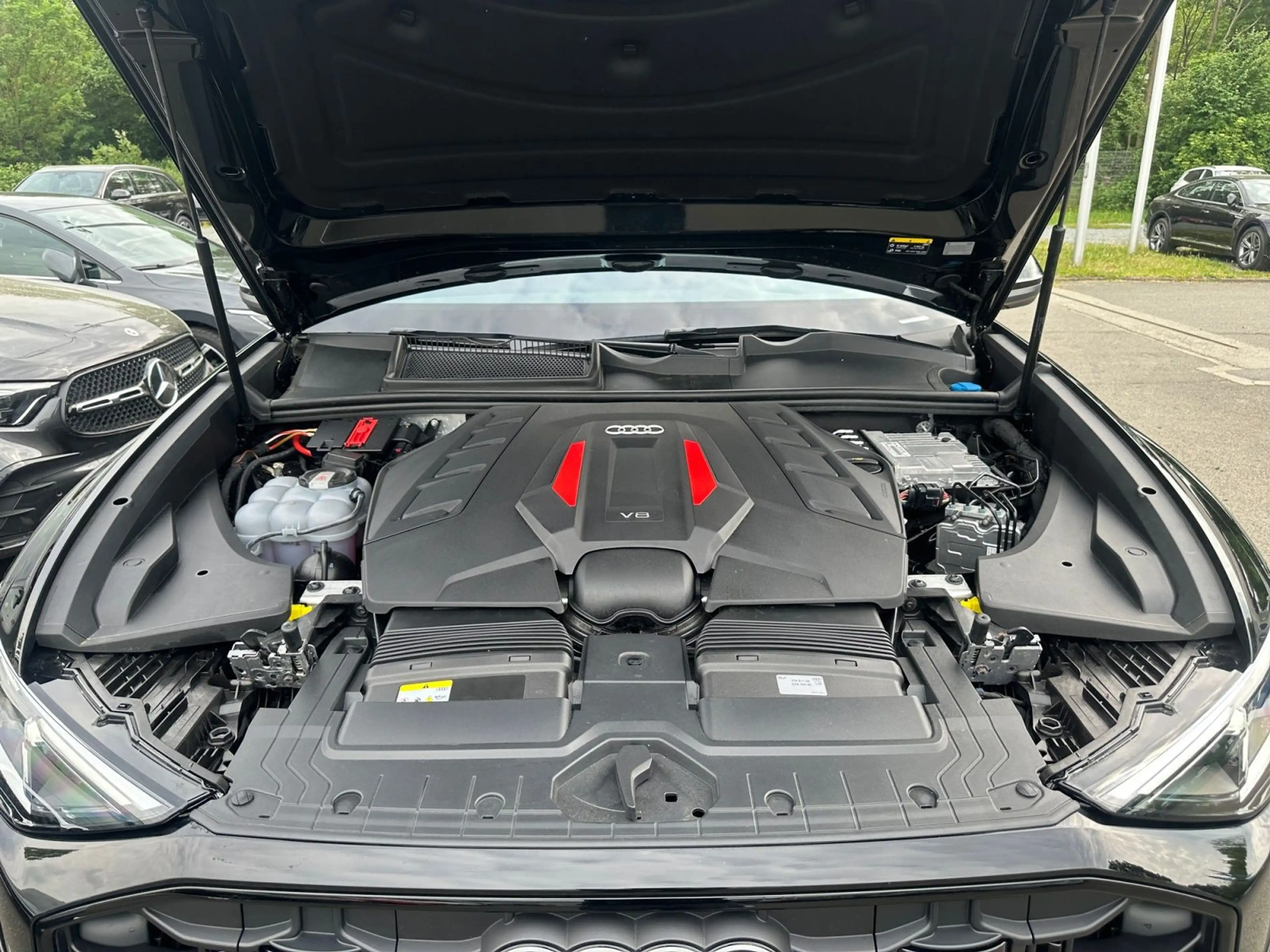 Audi SQ8 SUV TFSI tiptr. HUD HD-Matrix Laser Nachtsic — photo 12