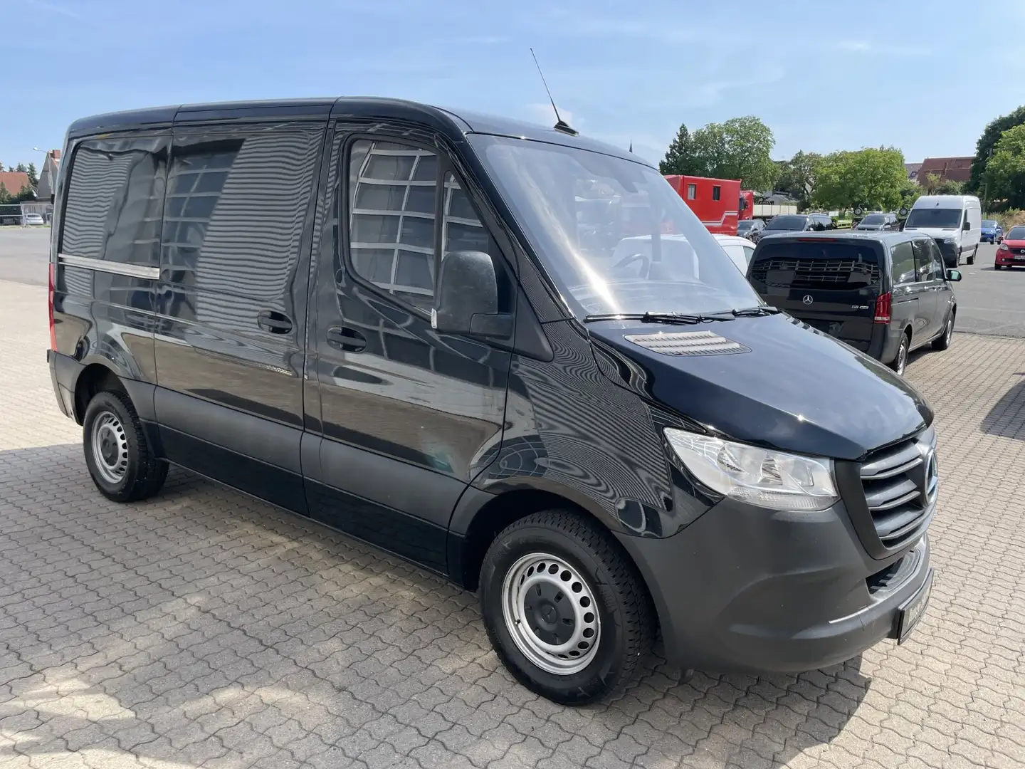 Mercedes-Benz Sprinter Sprinter 211 CDI RADIO+KLIMA+L1H1+AB WERK AUSVER Schwarz - 2