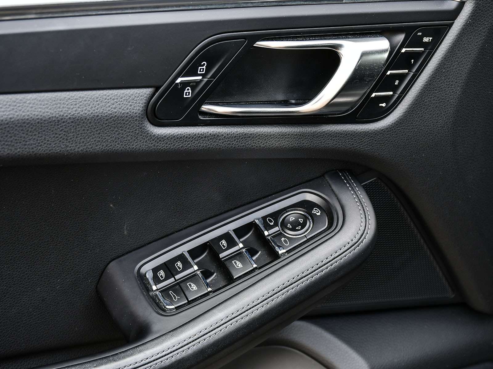 2023 Porsche Macan AWD | LEATHER | LOW KM | NO ACCIDENT | CERTFIED thumb 11